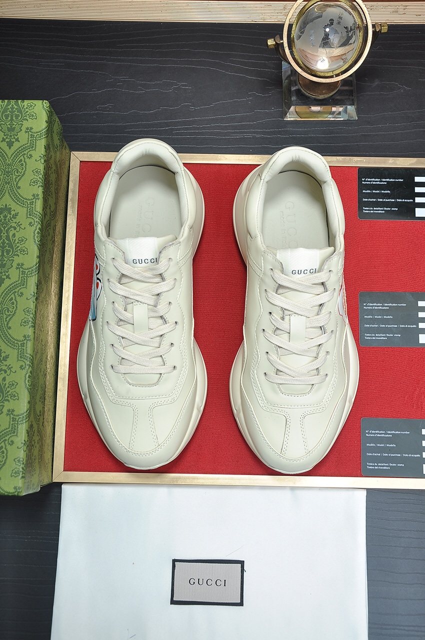 Gucci White Graphic Low-Top Sneakers