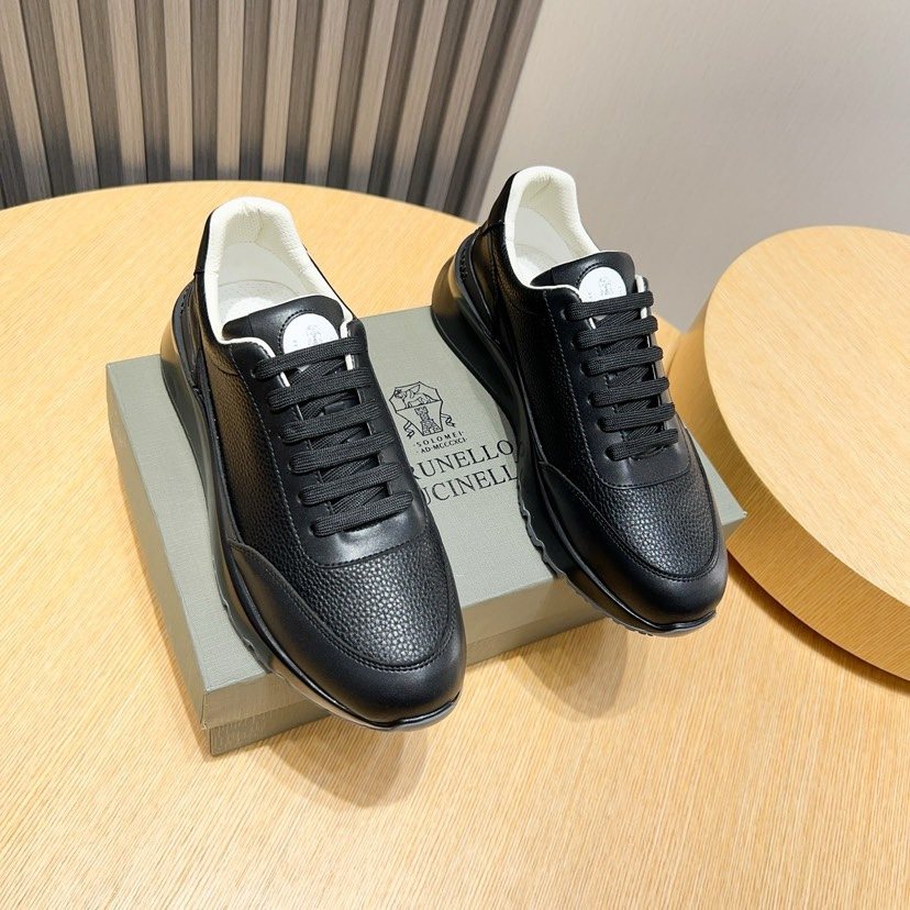 Brunello Cucinelli Men's Low-Top Lace-Up Sneakers - Rubber Outsole